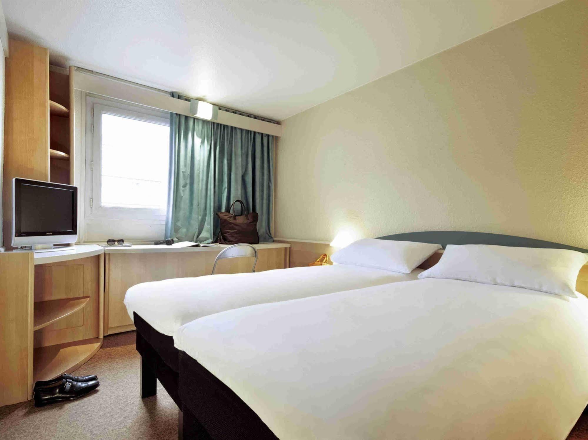Ibis Styles Dinan Centre Ville Dış mekan fotoğraf